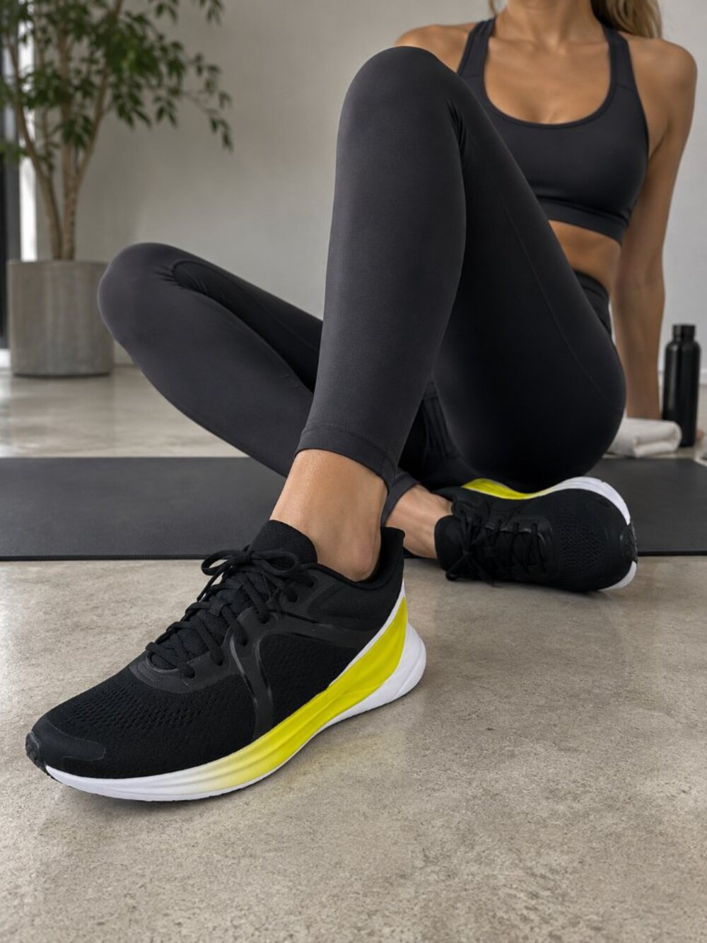 NEW IN BOX! LULULEMON SHOES / WOMENS 7